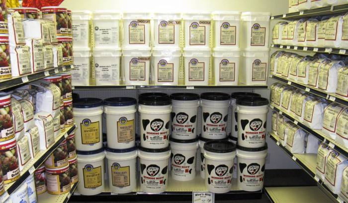 shelves20stocked20on20store