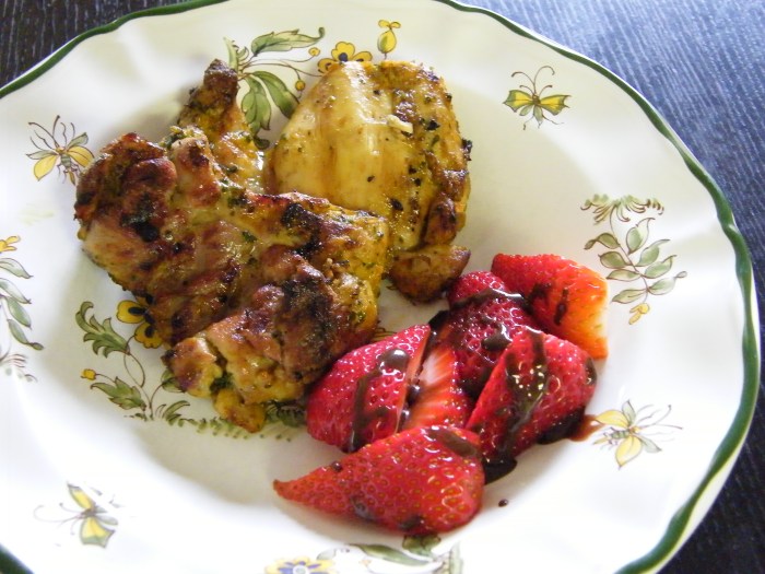 easternmarinatedchickenchocstrawberries